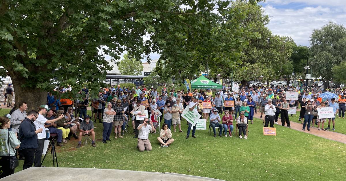 Water buyback protests underway