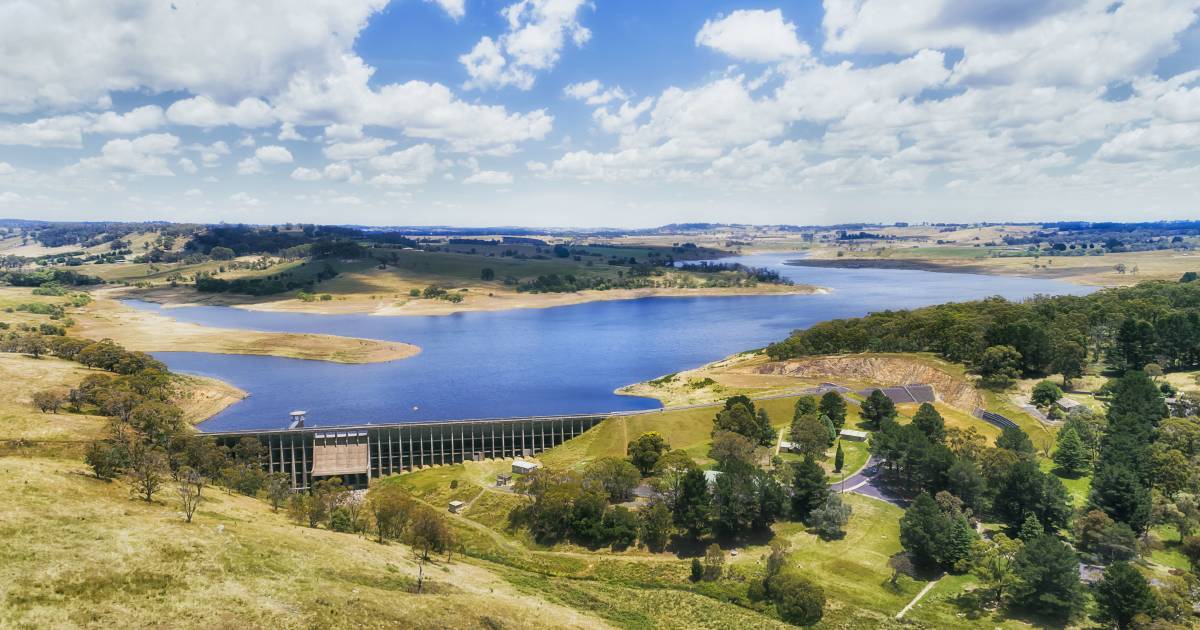 Water cop finds state's overdrawn water equivalent in volume to Oberon Dam