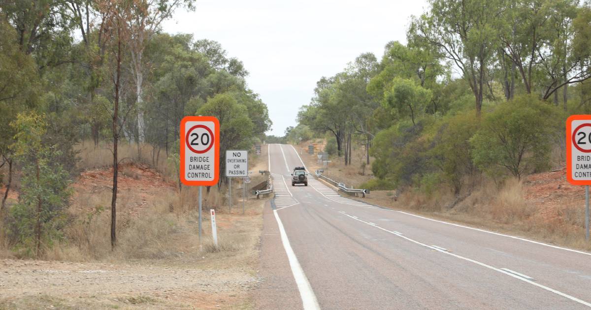 Traeger MP Robbie Katter said the Warrigal Creek Bridge near Pentland, is a”an accident waiting to happen” | North Queensland Register