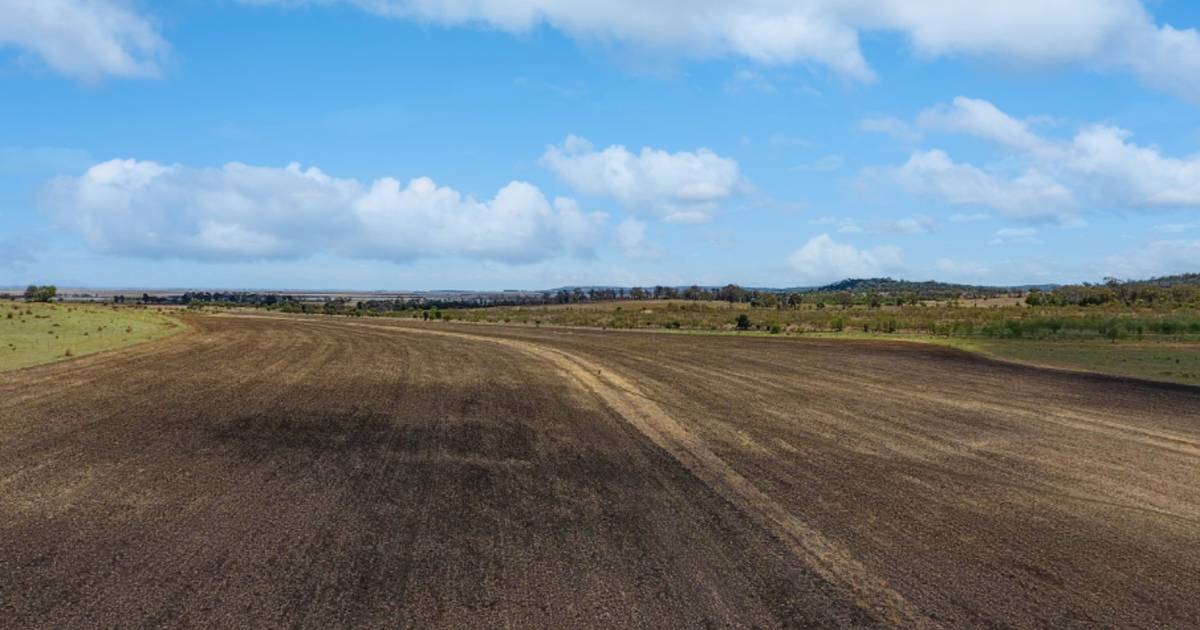 Handy mixed farming property with productive soils and lifestyle