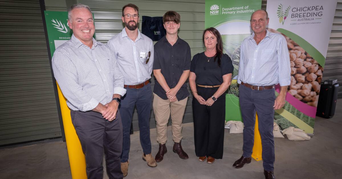 New $10M chickpea breeding centre ope for business in Tamworth | The Land