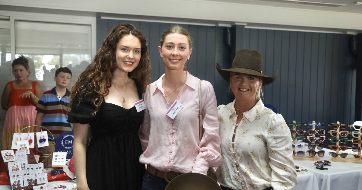 See who was snapped at the Dalby Stock Horse Sale Ladies Lunch