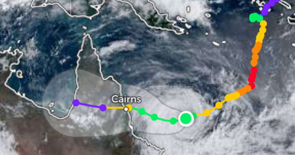 Tropical cyclone Jasper continues to bear down on Queensland coast