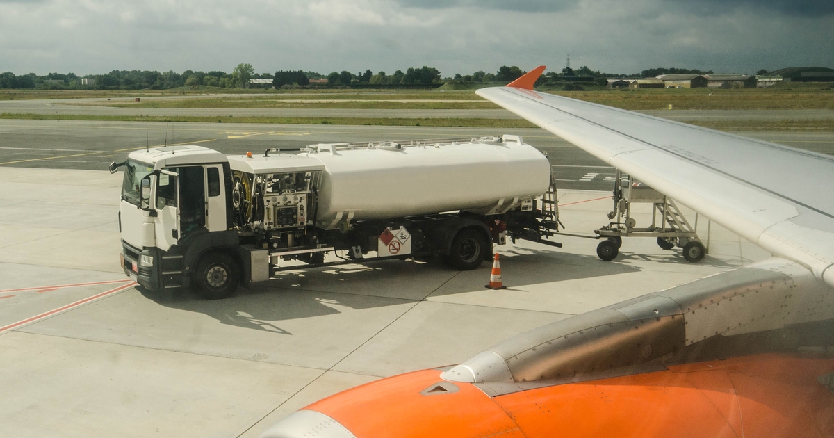 Senators propose expanding biofuels for aviation