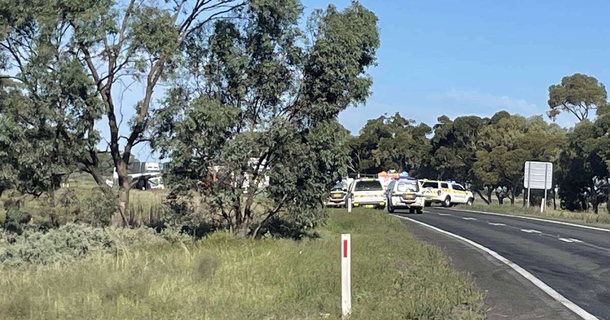 Two dead, two seriously injured after truck and car crash on Sturt Highway