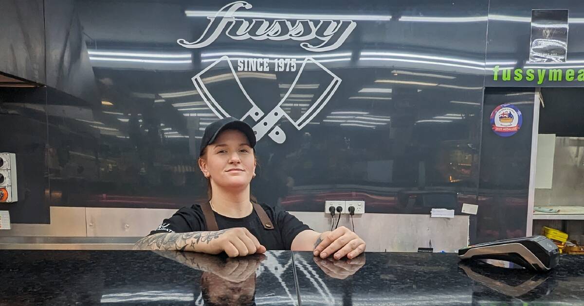 Chloe Gregson a cut above as an apprentice at Fussy Meats. | Farm Weekly