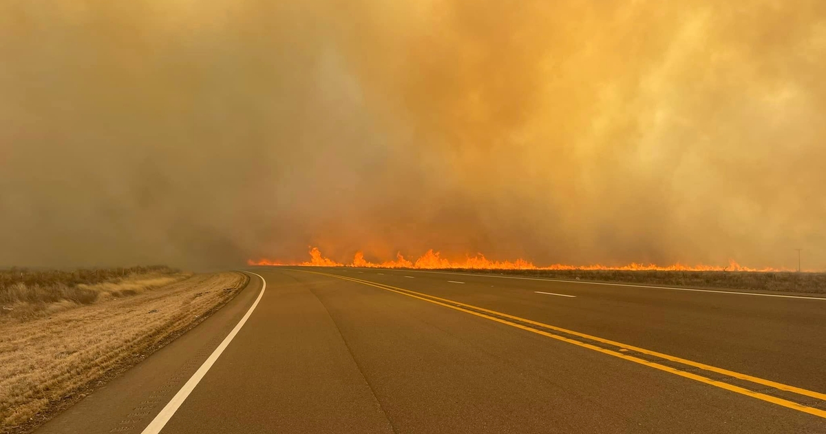 Smokehouse Creek Fire becomes largest in Texas history