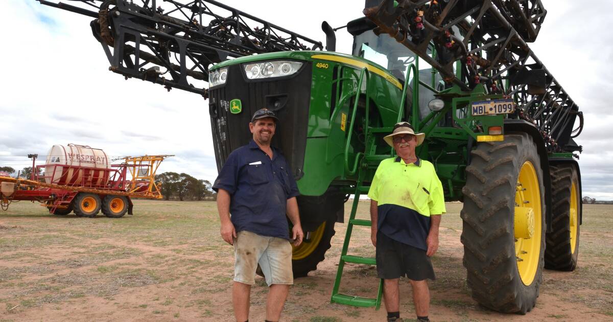 John Deere sprayer makes $190,000 at Mukinbudin clearing sale. | Farm Weekly