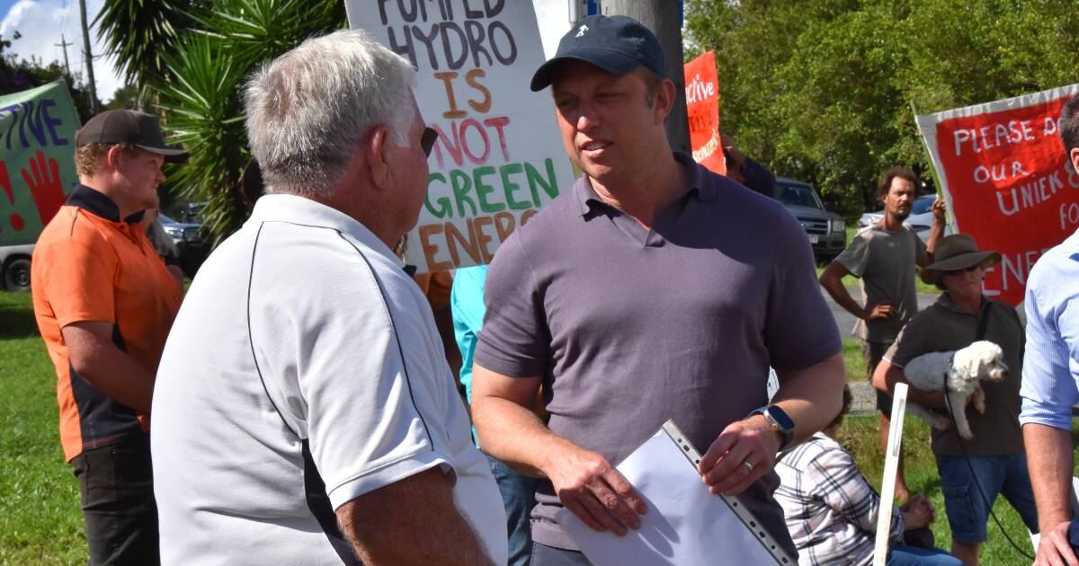 Premier Steven Miles engages outraged locals in Eungella Hub | Queensland Country Life