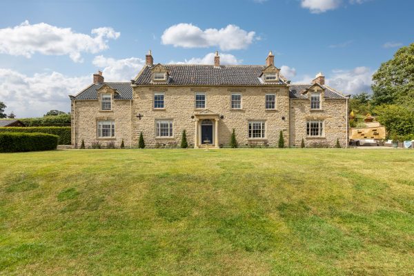 An 18th century gem that’s immaculate inside and out, with beautiful interiors, spa pool and outstanding equestrian facilities